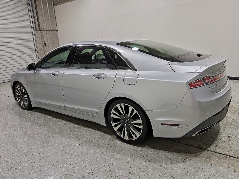 Фото 2 - LINCOLN MKZ