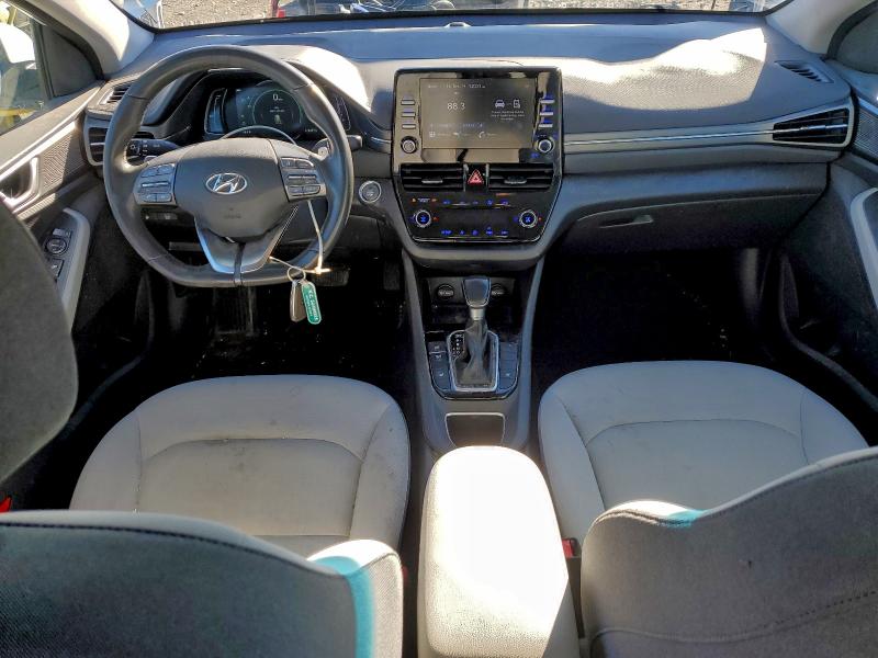 Фото 8 - HYUNDAI IONIQ