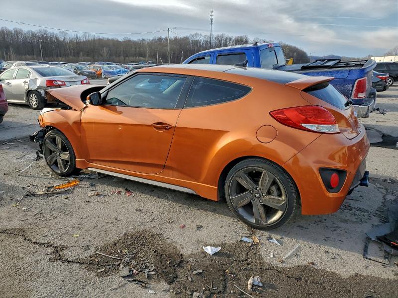 Фото 2 - HYUNDAI VELOSTER