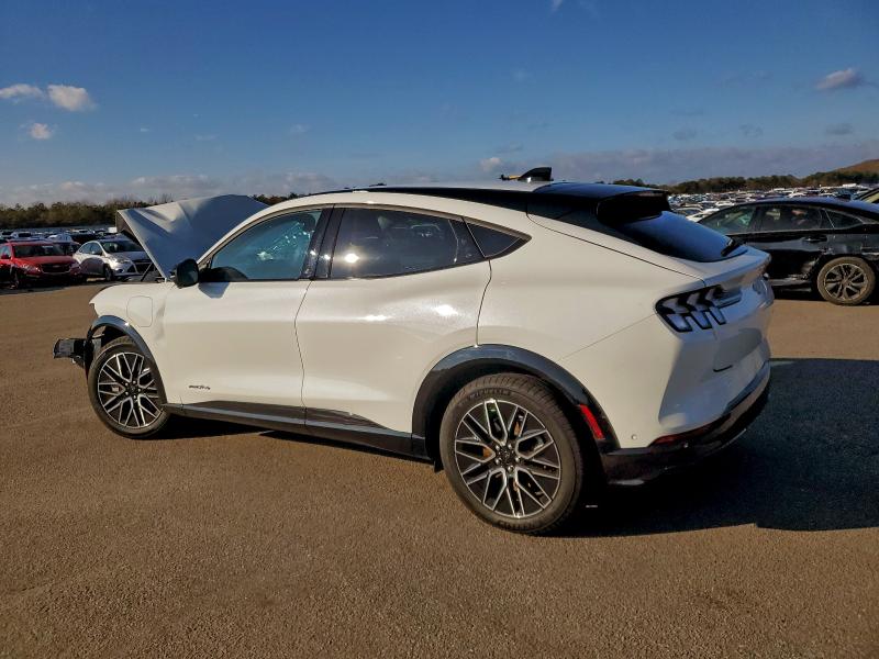 Фото 2 - FORD MUSTANG