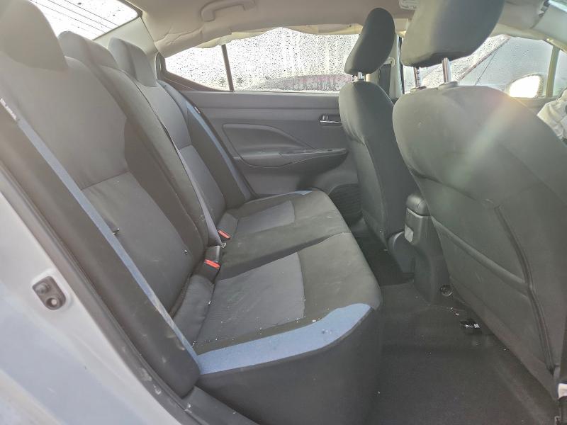 Фото 10 - NISSAN VERSA