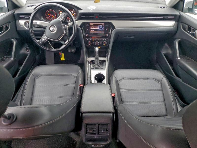 Фото 8 - VOLKSWAGEN PASSAT