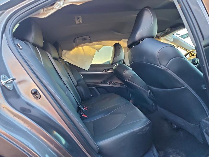 Фото 10 - TOYOTA CAMRY