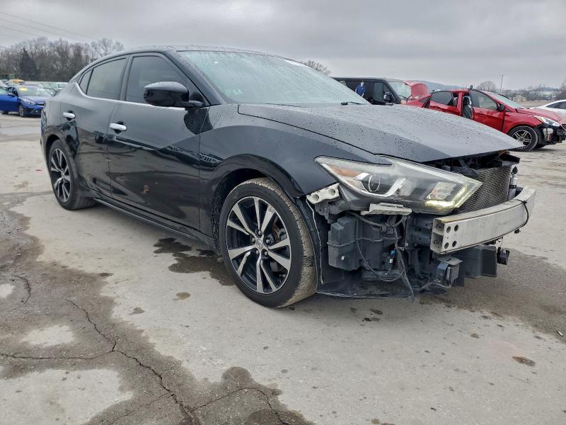 Фото 4 - NISSAN MAXIMA