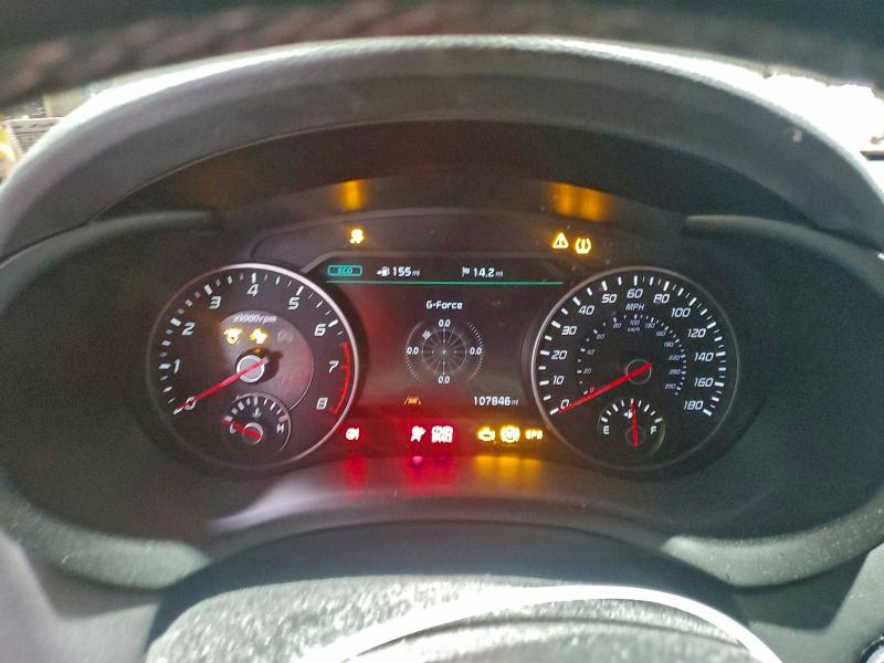 Фото 9 - KIA STINGER