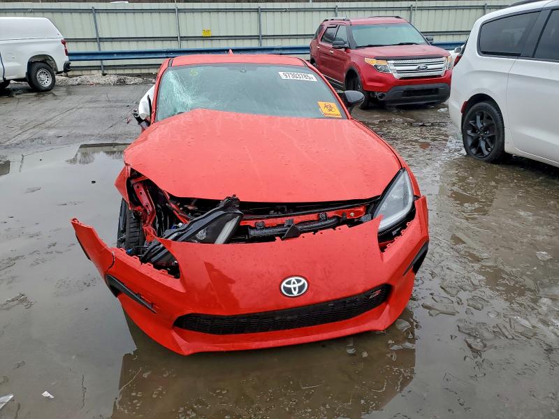 TOYOTA GR 86 PREM 2025 VIN JF1ZNBE16S8756528