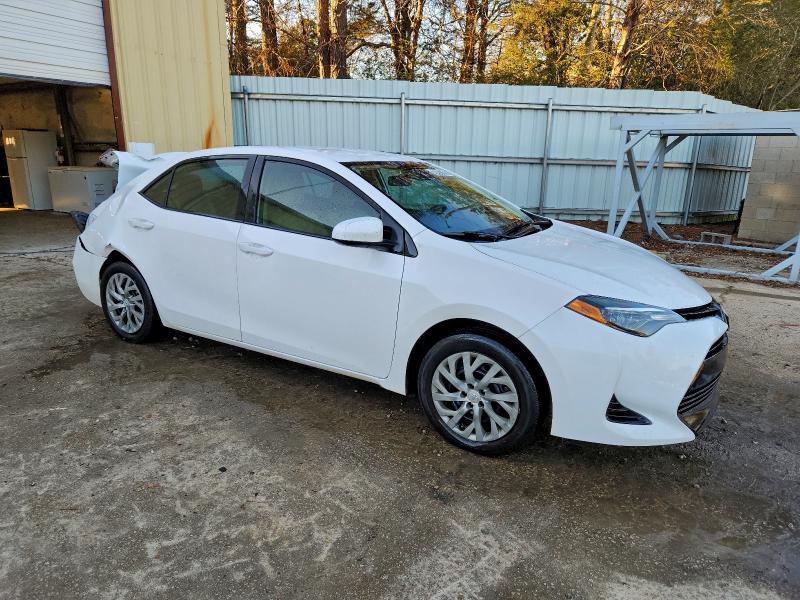 Фото 4 - TOYOTA COROLLA