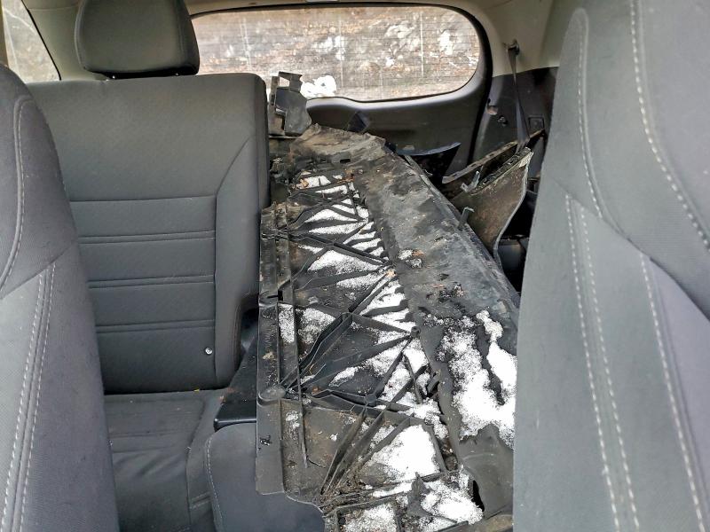 Фото 10 - KIA SORENTO