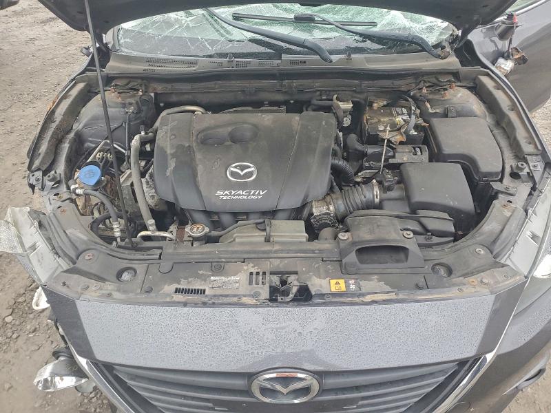 Фото 11 - MAZDA 3