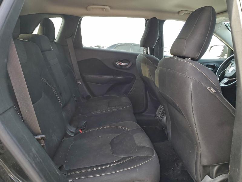 Фото 11 - JEEP GRAND CHER