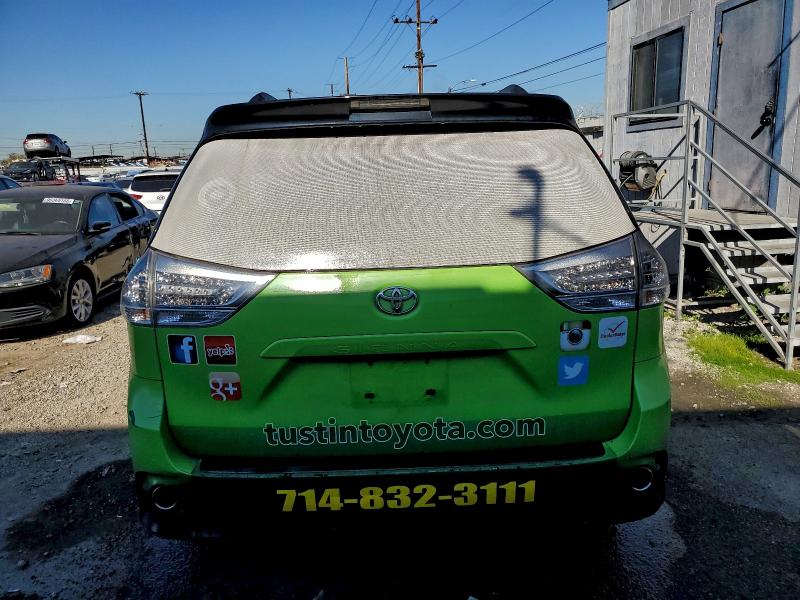 Фото 6 - TOYOTA SIENNA