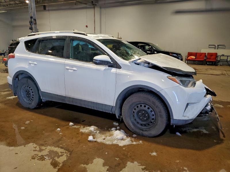 Фото 4 - TOYOTA RAV4