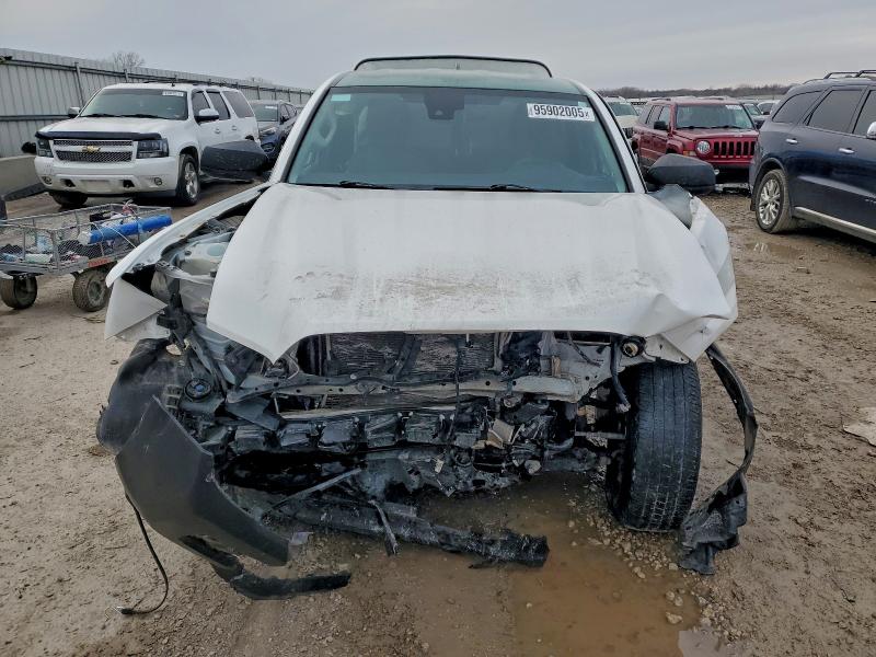 Фото 5 - TOYOTA TACOMA
