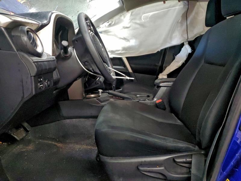 Фото 7 - TOYOTA RAV4