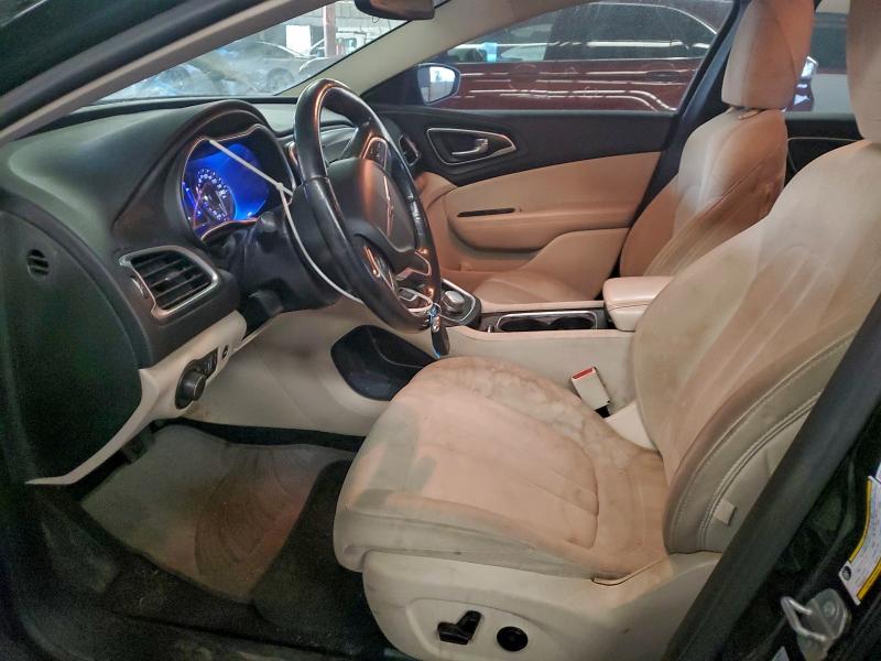 Фото 7 - CHRYSLER 200