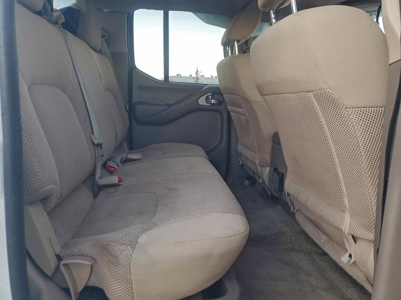 Фото 10 - NISSAN FRONTIER