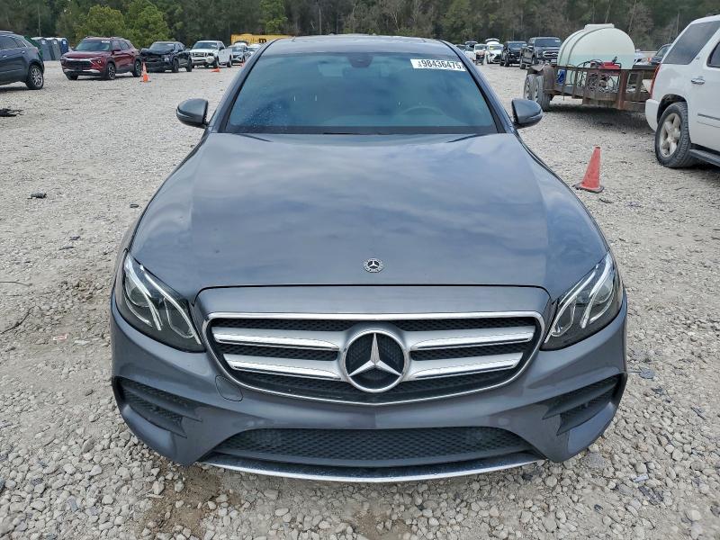 Фото 5 - MERCEDES-BENZ E-CLASS