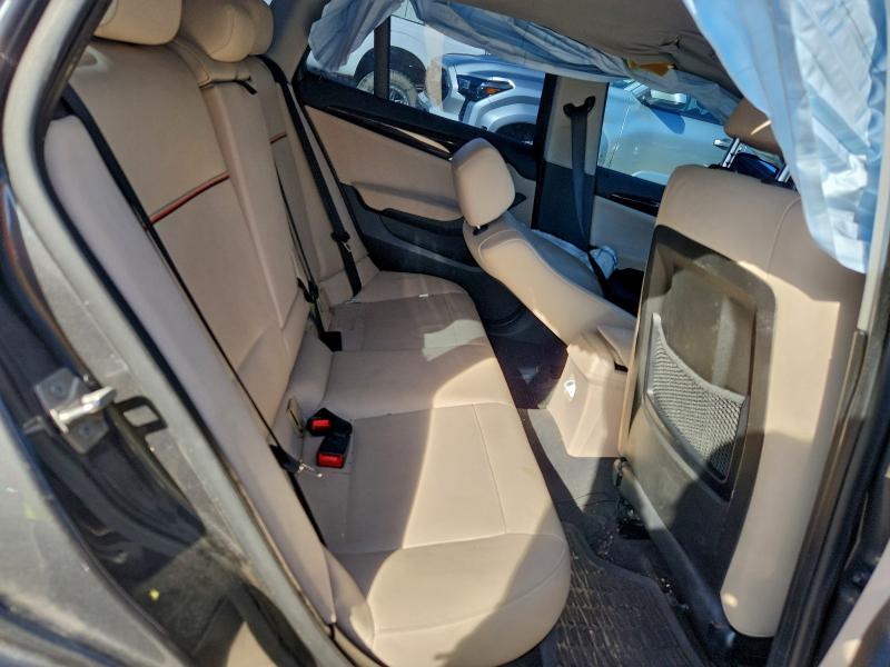 Фото 11 - BMW X1