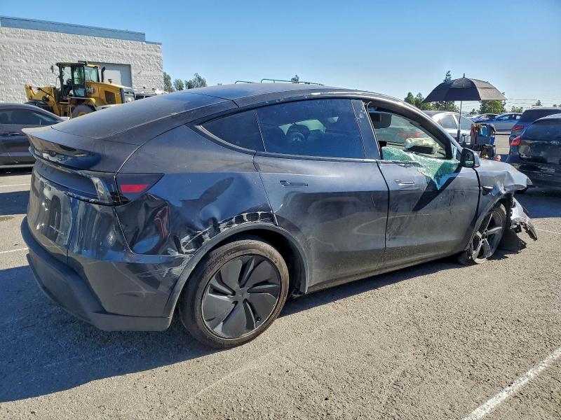 Фото 3 - TESLA MODEL Y