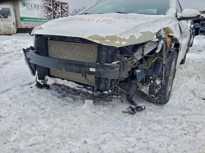 Фото 12 - HYUNDAI ELANTRA