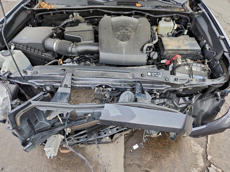 Фото 12 - TOYOTA TACOMA