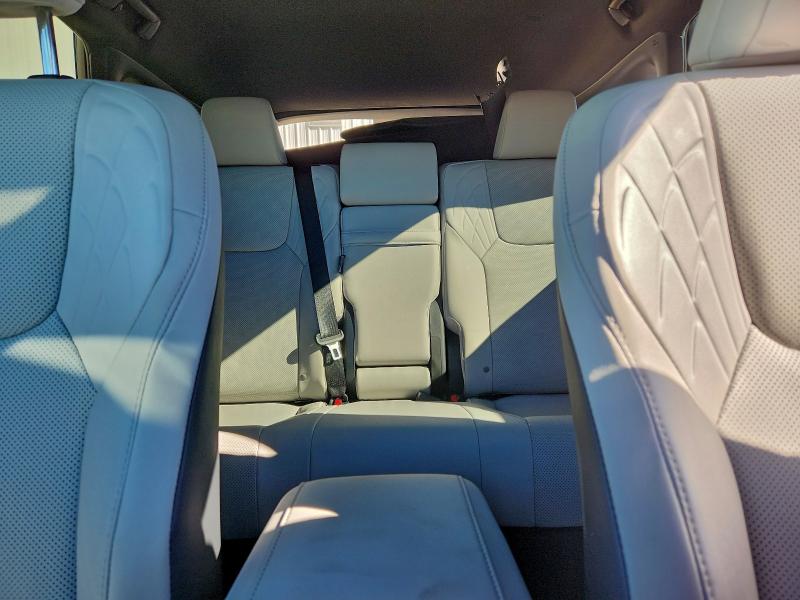 Фото 10 - LEXUS RX350