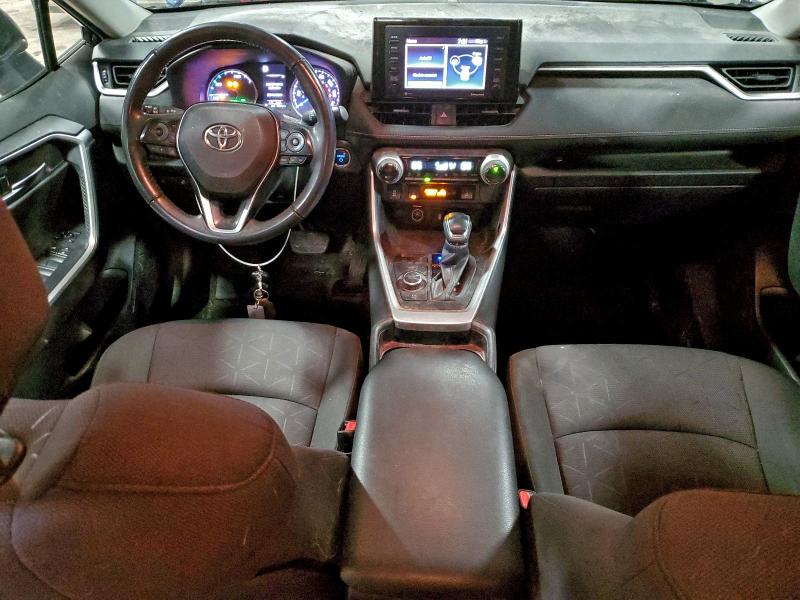 Фото 8 - TOYOTA RAV4