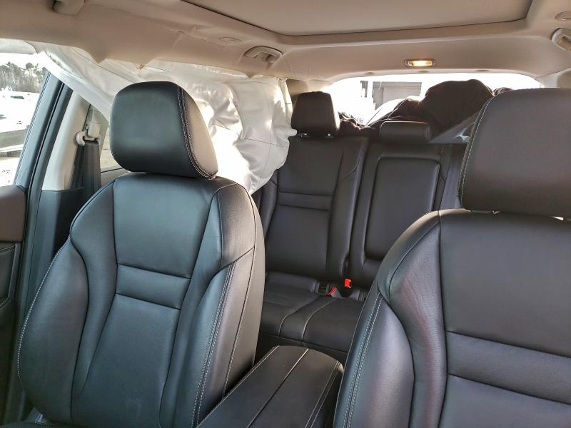 Фото 10 - NISSAN ROGUE