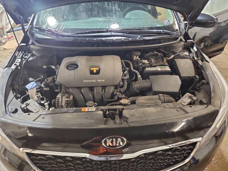 Фото 11 - KIA FORTE