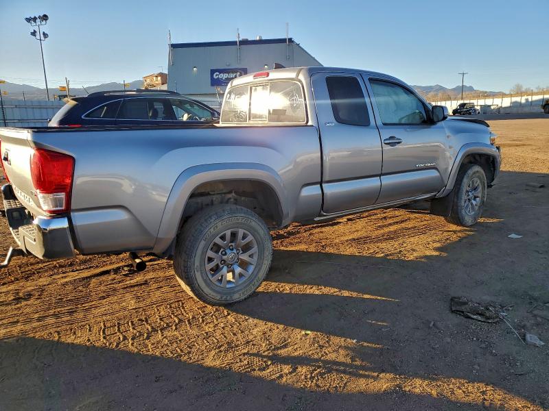 Фото 3 - TOYOTA TACOMA