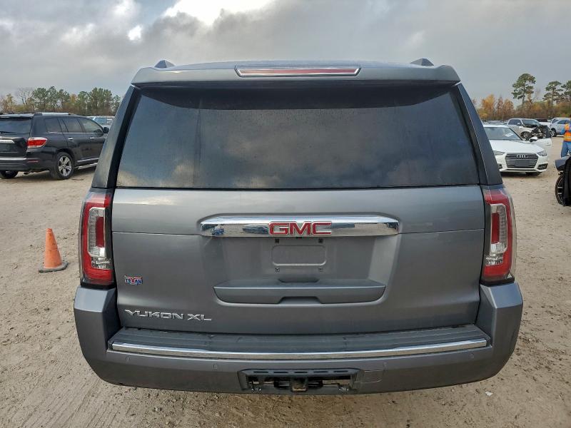 Фото 6 - GMC YUKON