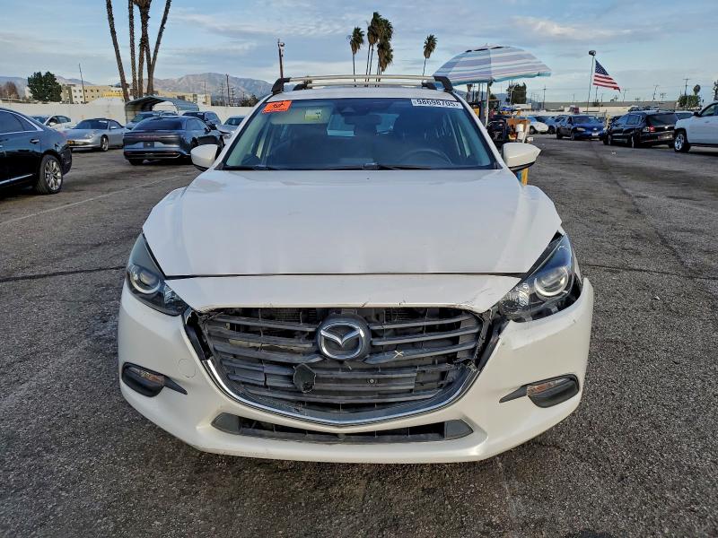 Фото 5 - MAZDA 3