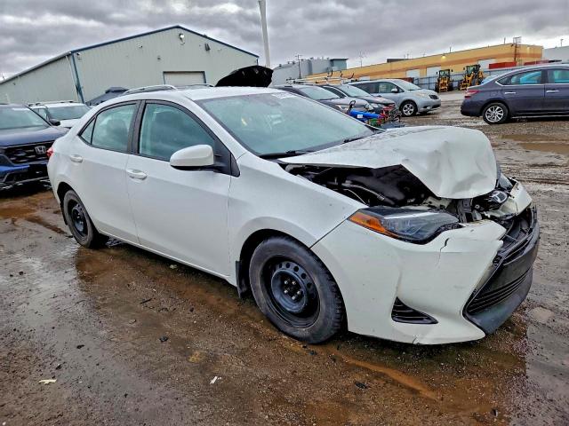 Фото 4 - TOYOTA COROLLA