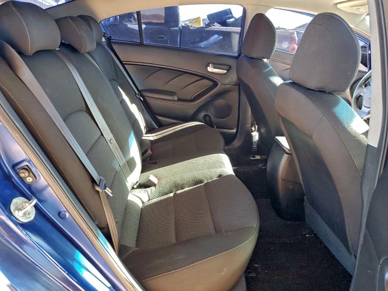 Фото 10 - KIA FORTE