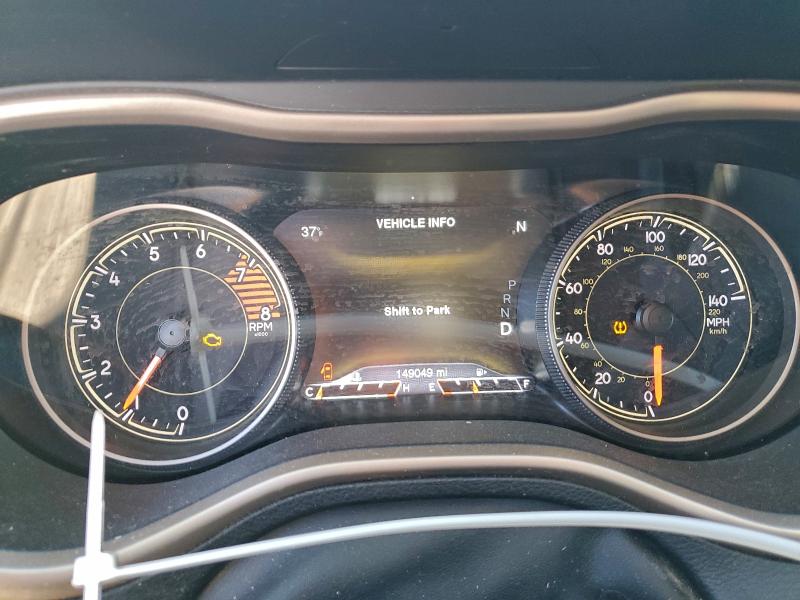 Фото 9 - JEEP GRAND CHER