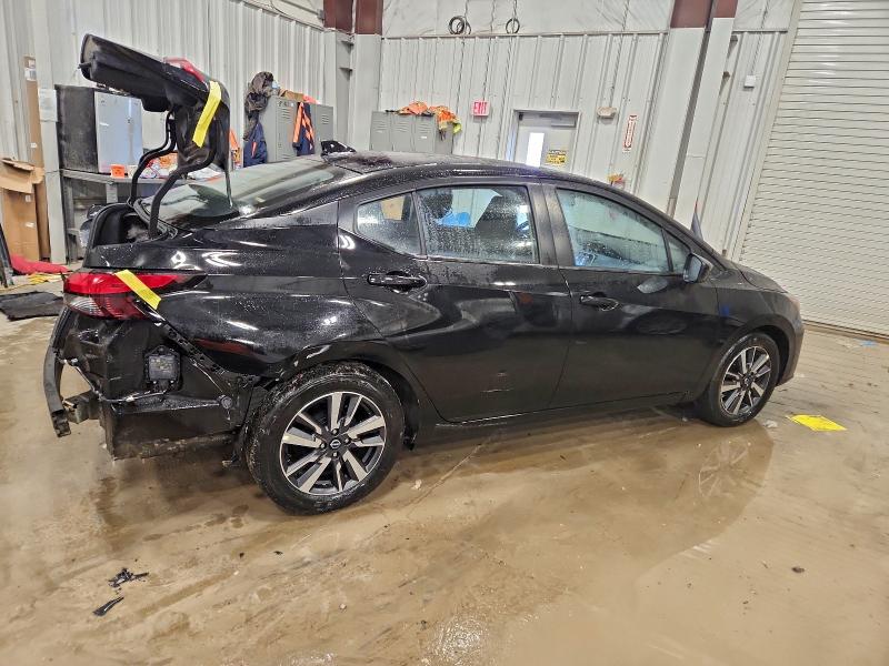 Фото 3 - NISSAN VERSA