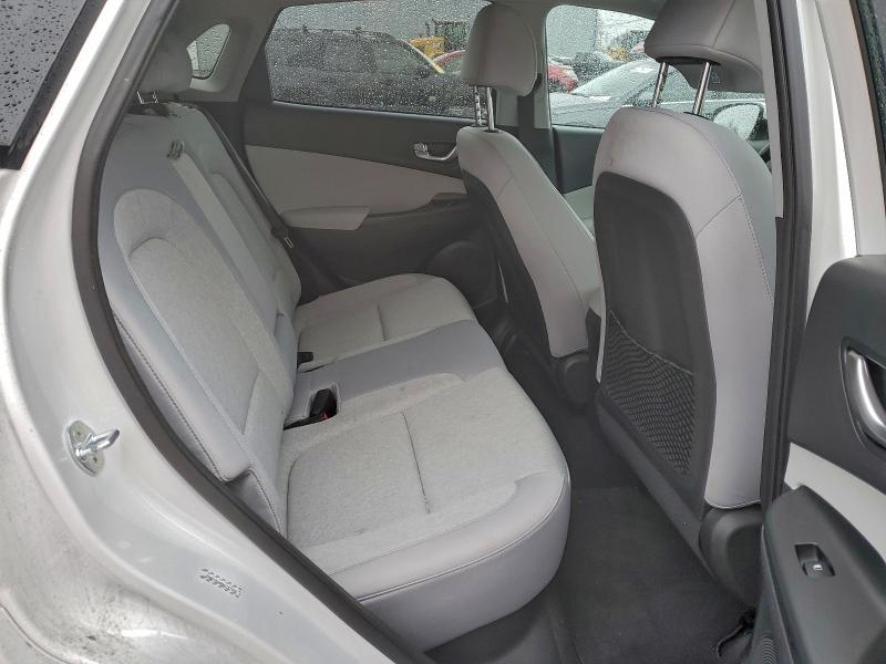 Фото 10 - HYUNDAI KONA