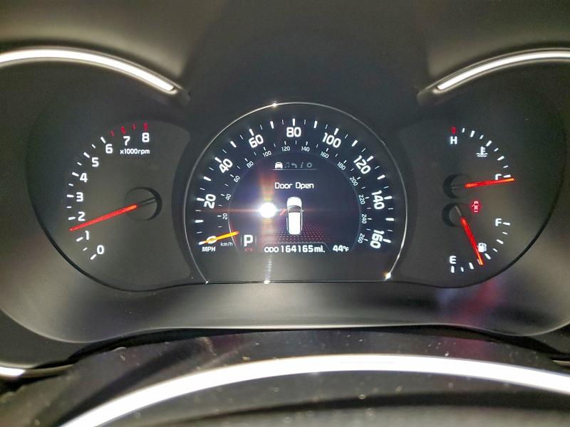 Фото 9 - KIA SORENTO