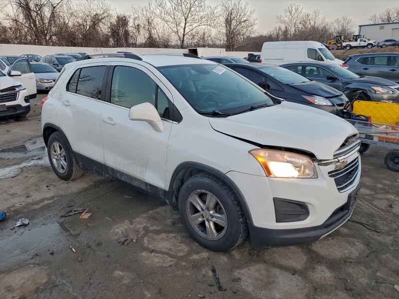 Фото 4 - CHEVROLET TRAX