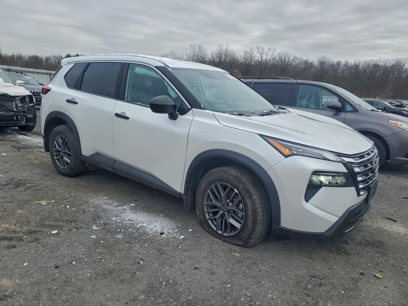 Фото 4 - NISSAN ROGUE