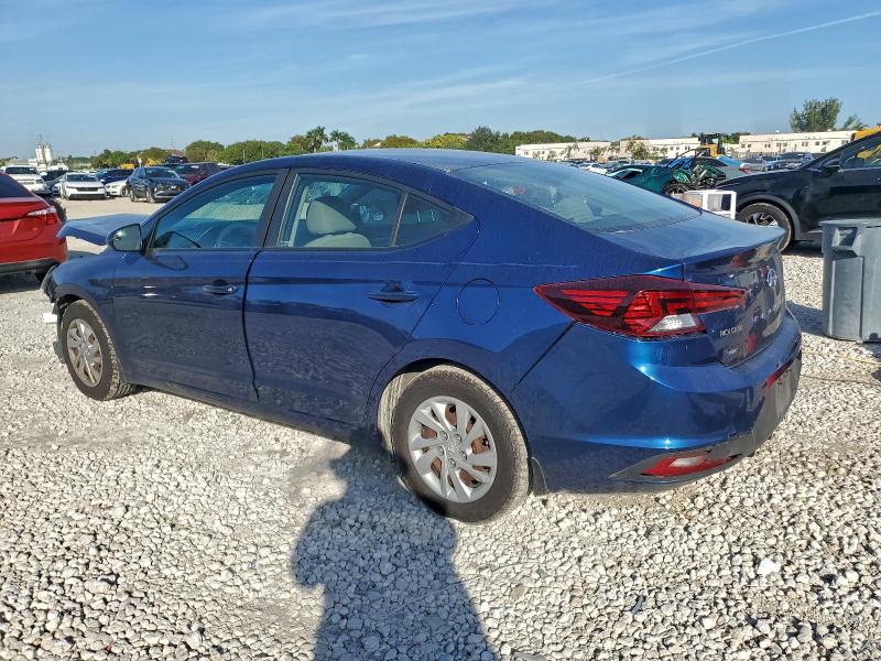 Фото 2 - HYUNDAI ELANTRA