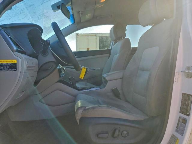 Фото 7 - HYUNDAI TUCSON