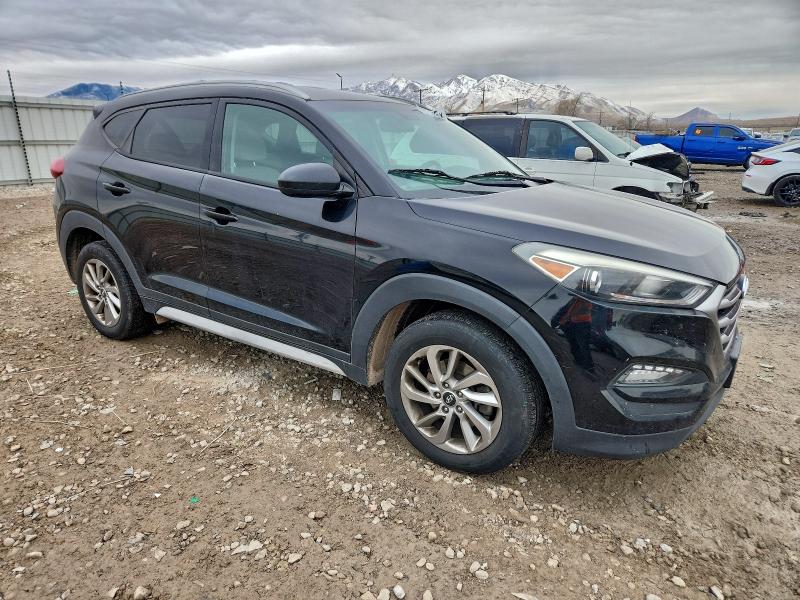 Фото 4 - HYUNDAI TUCSON