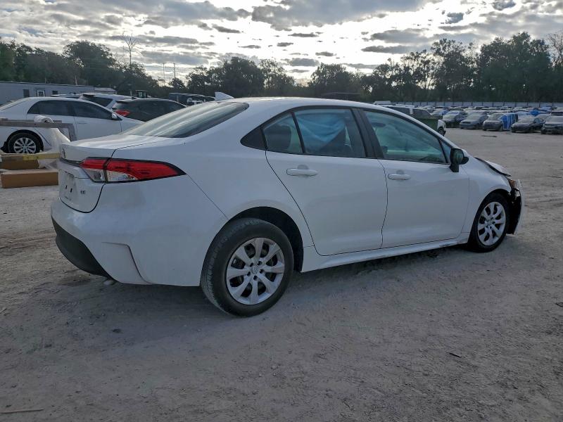 Фото 3 - TOYOTA COROLLA