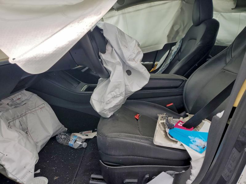 Фото 7 - TESLA MODEL 3