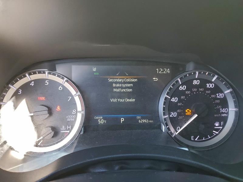 Фото 9 - TOYOTA HIGHLANDER