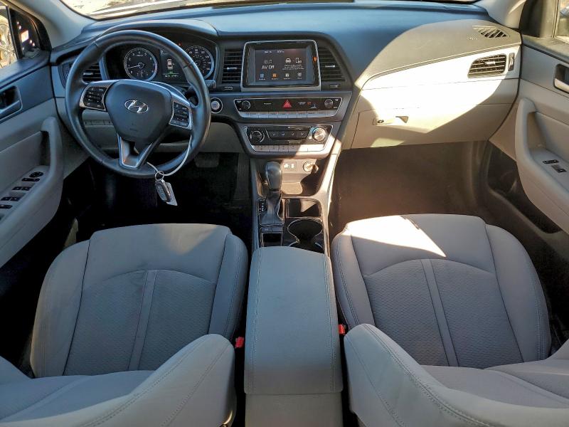 Фото 8 - HYUNDAI SONATA