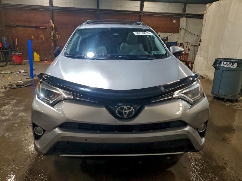 Фото 5 - TOYOTA RAV4