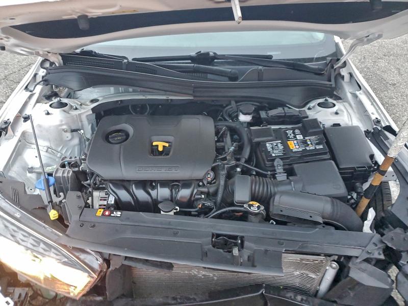 Фото 11 - KIA FORTE