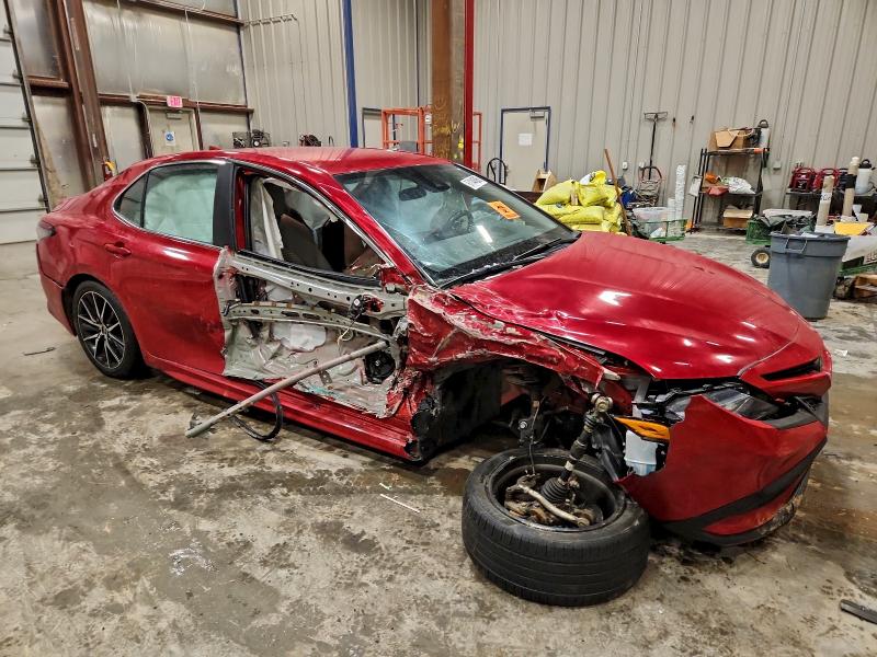 Фото 4 - TOYOTA CAMRY